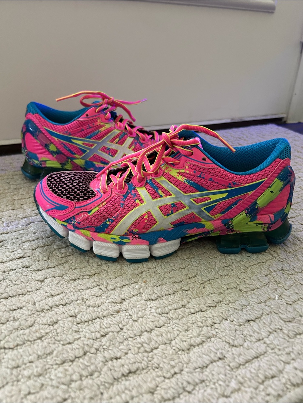 ASICS Women's Gel Sendai 2 Hot Pink Camo Size 7